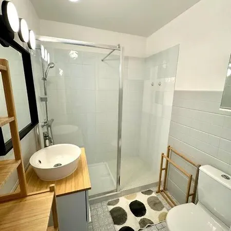 Διαμέρισμα 108 - Joli T2 Avec Balcon Proche *